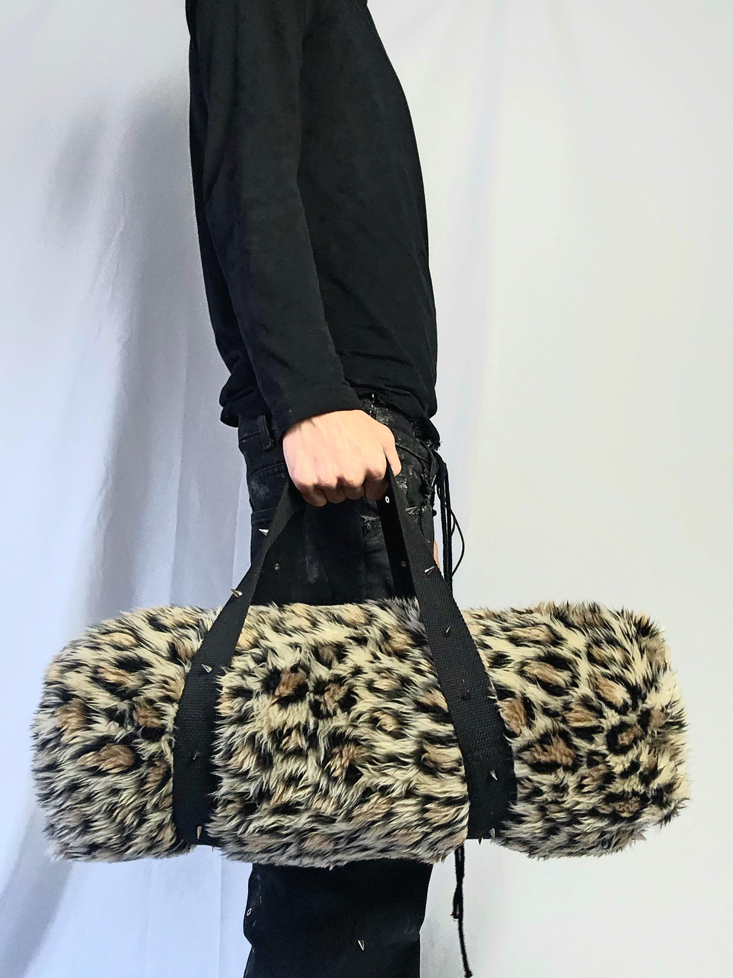 Leo/Brutalism duffle bag